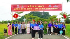 Hà Tiên rực rỡ “Sắc cờ nơi biên cương” đón Tết Độc lập