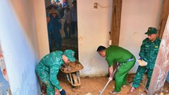 Sơn La: Gần 350m³ đất đá sạt xuống, nhà dân ở Mường Lạn hư hỏng nặng