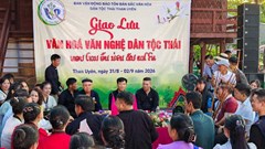 Độc đáo Lễ buộc chỉ cổ tay của người Thái ở Than Uyên