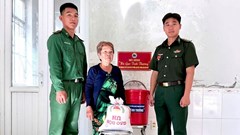 Đồn Biên phòng cửa khẩu Vĩnh Hội Đông duy trì mô hình “Hũ gạo tình thương”