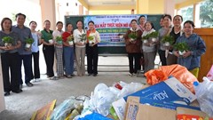 Phú An ra mắt mô hình đổi rác thải nhựa lấy cây xanh