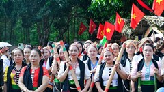 Tái hiện Lễ hội Xỏ Nặm Phạ của người Thái ở Châu Lộc