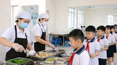 Tuyên Quang siết chặt an toàn thực phẩm bữa ăn học đường
