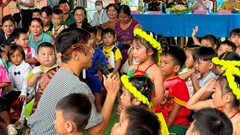 Về Ô Lâm mùa trăng rằm, thắp sáng ước mơ tuổi thơ nơi phum sóc