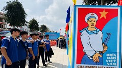 Học sinh chung tay hướng về Lễ hội quê hương