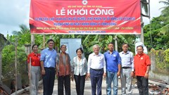 Hỗ trợ hơn 450 triệu đồng cho người dân, học sinh xã An Cư