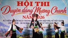 Phụ nữ Mường Chanh duyên dáng trong sắc màu truyền thống