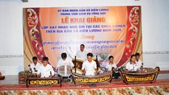 Kiên Lương mở 2 lớp truyền dạy nhạc Ngũ âm Khmer
