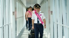  “Chuyến bay màu hồng” chung tay vì bình đẳng giới