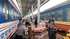 Đường sắt, hàng không tích cực khôi phục vận chuyển khách sau bão số 6