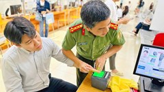 Cấp định danh điện tử mức độ 2 cho người nước ngoài trên địa bàn Hà Nội