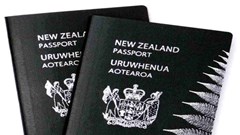 Hỗ trợ Việt kiều New Zealand cư trú quá hạn làm thủ tục xuất cảnh