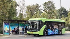 Tăng cường xe buýt phục vụ người dân tham quan Triển lãm Thành tựu đất nước 