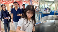 Thử nghiệm vé tháng điện tử trên tuyến đường sắt Cát Linh - Hà Đông