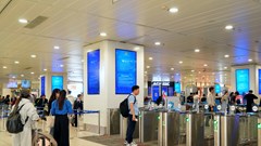 Tết Dương lịch 2026: Tăng chuyến bay, nối thêm toa tàu hỏa