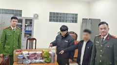 Rao bán pháo hoa trên mạng để lừa đảo chiếm đoạt tiền