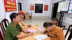 Xử lý thiếu niên ném đá làm vỡ cửa kính tàu hỏa