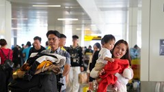 Hỗ trợ 550 người lao động về quê đón Tết trên chuyến bay của Vietnam Airlines