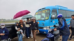 CSGT tập trung xử lý vi phạm của xe kinh doanh chở khách sau Tết