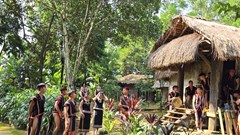 Tháng 3 về Làng vui hội “mùa Xuân và tuổi trẻ“