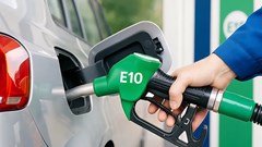 Có nhất thiết phải súc rửa bình xăng trước khi sử dụng xăng E10?