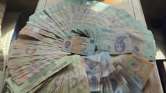 Nữ hành khách để quên gần 90 triệu đồng trên tàu hỏa