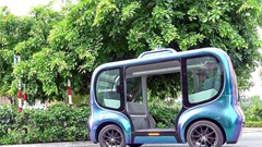 Thử nghiệm xe buýt tự hành và robotaxi tại Hòa Lạc