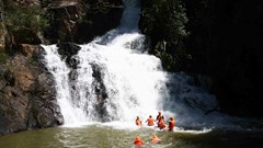 Chấm dứt quy định tạm thời với loại hình du lịch mạo hiểm