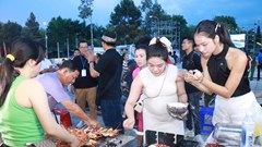 Khai mạc Lễ hội Tôm hùm Cam Ranh năm 2024