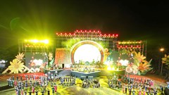 Đặc sắc đêm hội Vũ khúc dã quỳ - Chư Đang Ya 