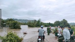 Gia Lai: Hơn 300 hộ dân bị nước lũ cô lập