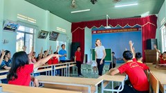 Lớp tiếng Anh đặc biệt cho trẻ em có hoàn cảnh khó khăn 