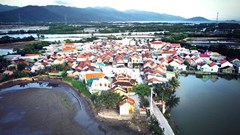 Về thăm làng cổ Hà Liên