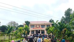 Gia Lai: Người dân nô nức nhận tiền quà tặng Tết Độc lập