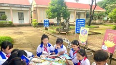 “Thư viện lưu động” đưa tri thức đến với học sinh vùng khó khăn