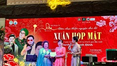 Xúc động đêm nhạc thiện nguyện của ca sĩ Phương Đài