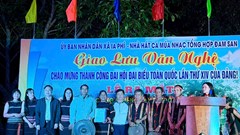 Xã Ia Phí (Gia Lai): Ra mắt CLB Cồng chiêng làng Mrông Yố