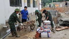 Gia Lai: Binh đoàn 15 chung sức hoàn thiện ngôi trường vùng biên