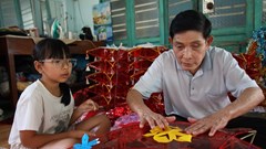 Giữ ấm những mùa Trăng