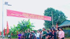Đưa ánh sáng về với làng Chan nơi biên giới
