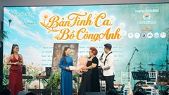 Từ giai điệu yêu thương đến những trang sách giàu tri thức