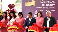 Khai mạc trưng bày “Di sản văn hóa​ Việt Nam - Sức sống từ truyền thống đến hiện đại”