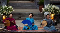 Nghệ thuật truyền thống “hồi sinh” trong không gian cộng đồng