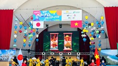Múa rối Thăng Long thu hút khán giả tại Lễ hội Việt Nam ở Tokyo, Nhật Bản 