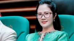 Nghệ sĩ cần học cách sống “chuẩn mực” ngay​ từ giảng đường