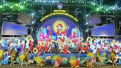 Khai trương du lịch biển “Hà Tĩnh- Thanh âm ngày nắng mới”