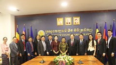 Thứ trưởng Tạ Quang Đông hội đàm với Bộ trưởng Bộ Văn hóa và Nghệ thuật Campuchia