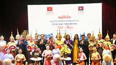 Thắm tình hữu nghị, hướng tới tương lai