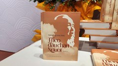 Tập truyện ký khắc họa hành trình 30 năm Bác Hồ ra đi tìm đường cứu nước