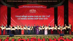 Báo Văn Hóa nhận bằng khen tại Giải Diên Hồng lần thứ 3